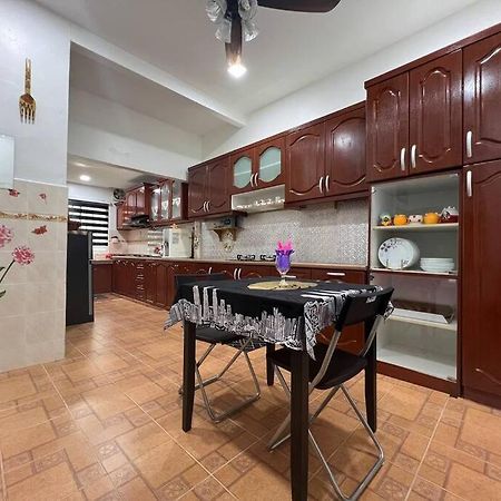 One'S Homestay 세리 만중 외부 사진